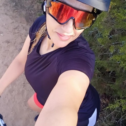 Nej E. profile photo