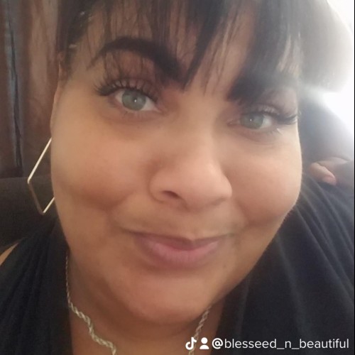 Yalonda  B.