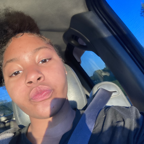 Bella T. profile photo
