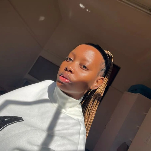 Lindelwa M. profile photo