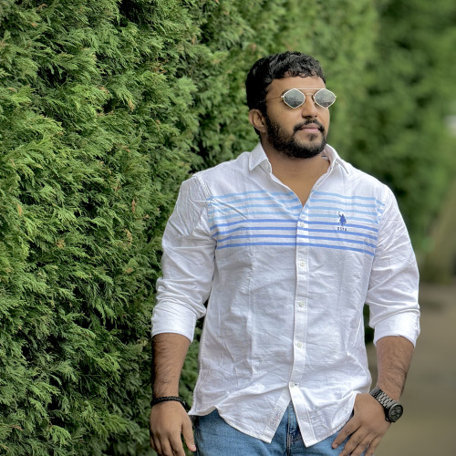 Manoj Y. profile photo