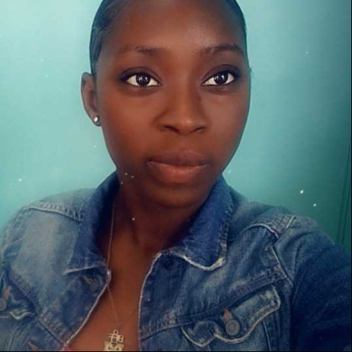 Dede C.