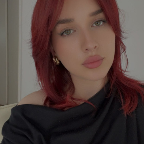 Albulena Q. profile photo