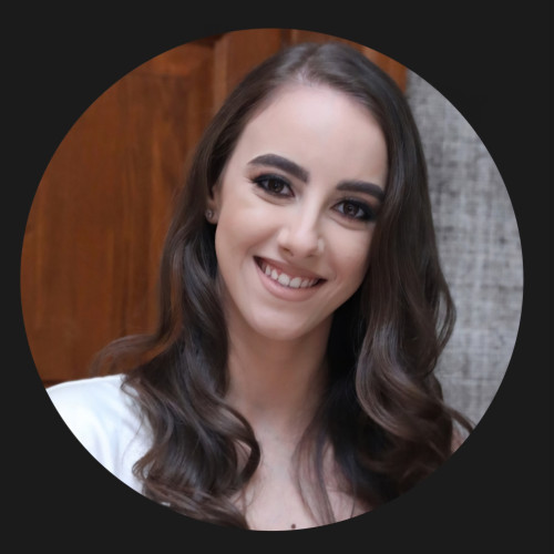 Viviana A.