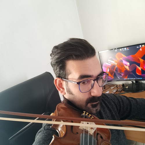 yashar  r.