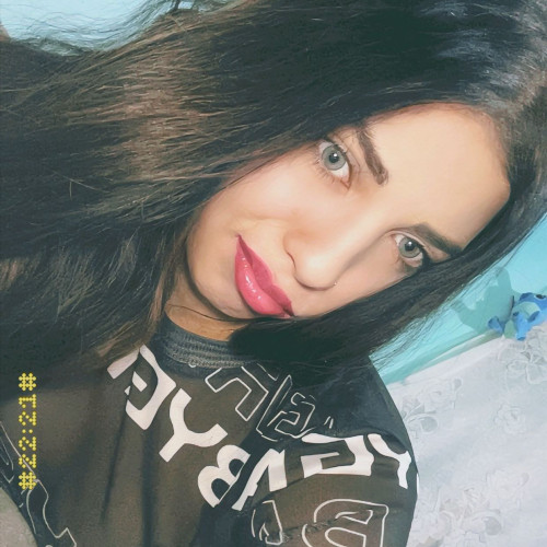 maya F. profile photo