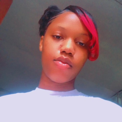 Raycyann C.