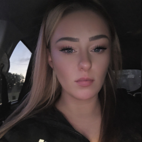 Laura J. profile photo
