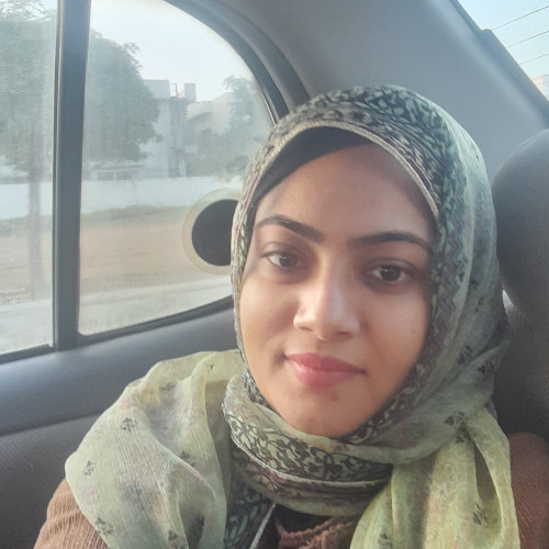 Ayesha F.