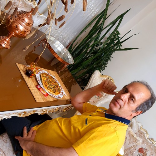 akbar m.