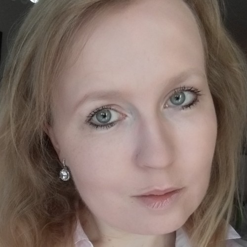 Laura K.