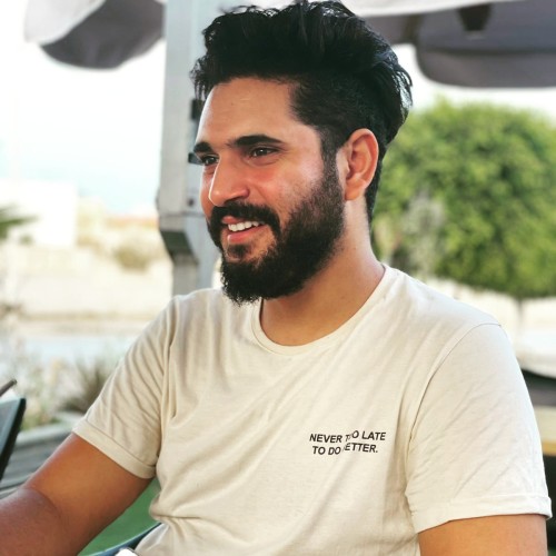 Dhia L. profile photo