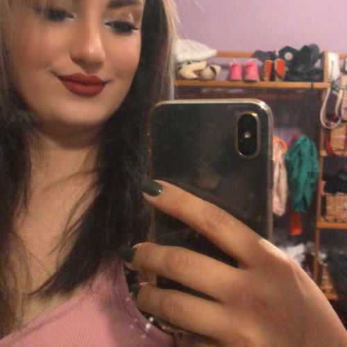 maryam f. profile photo