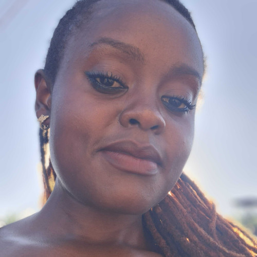 clara r. profile photo