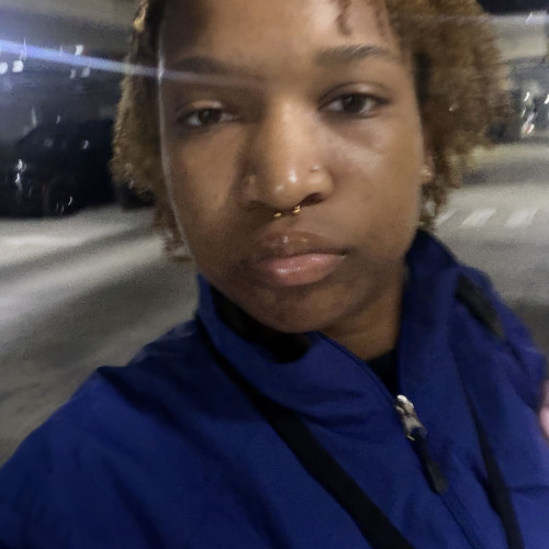 Mari M. profile photo