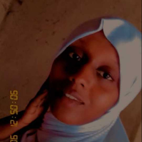Momina I. profile photo