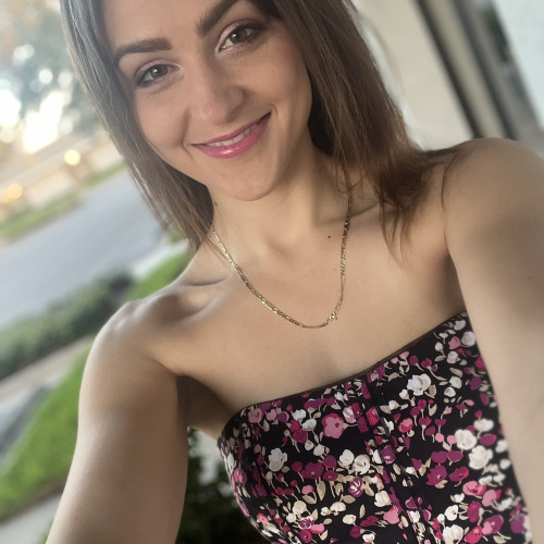 Ashley W. profile photo