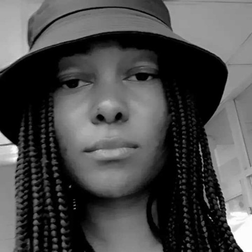 lryn k. profile photo