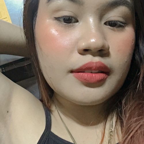 Miraluna J. profile photo