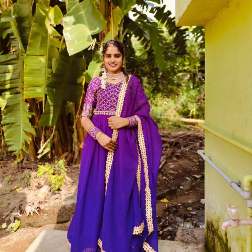 Nivetha n. profile photo