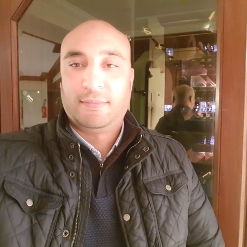 Hamid E.