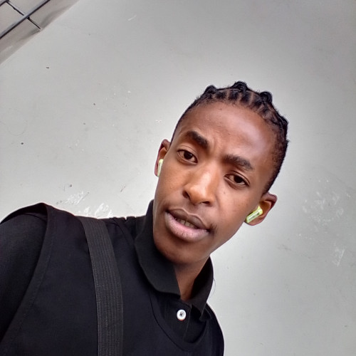 Mqondisi bright  S. profile photo