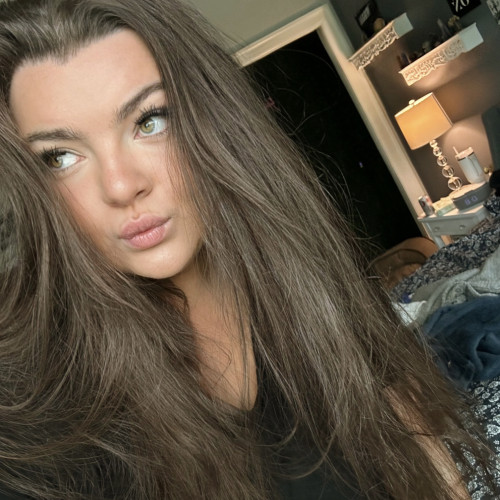 Taya S. profile photo