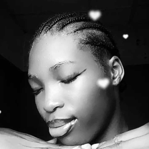 eshter H. profile photo