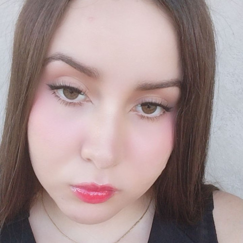 Mari G. profile photo