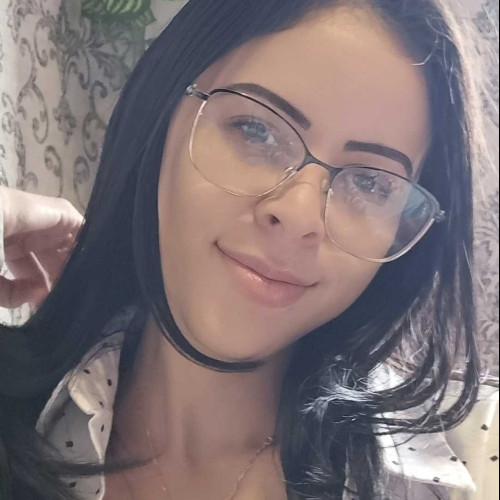 Chloe J. profile photo