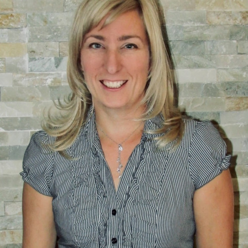 Julie M. profile photo
