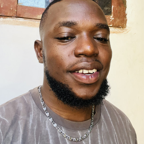 Junior M. profile photo