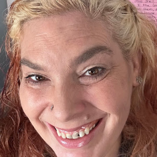 Suzie M. profile photo