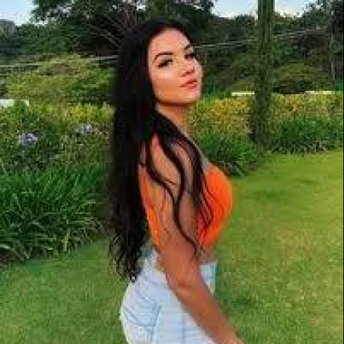 Julia S.