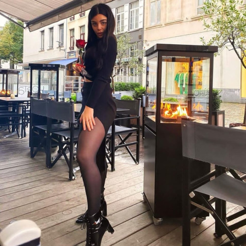 Victoria  S.