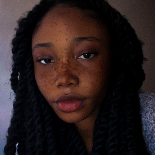 Bee s. profile photo