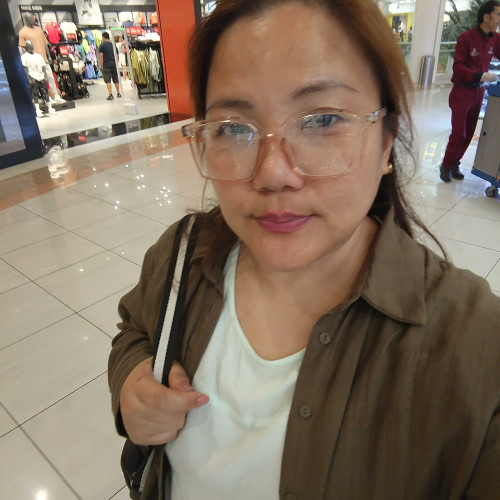May R. profile photo