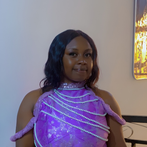 Divine  E. profile photo