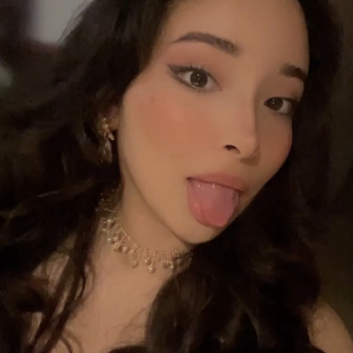 Claudia W.