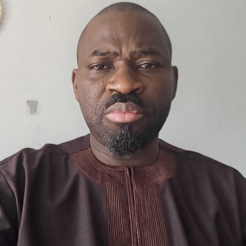 Oyeyemi L.