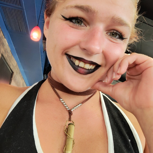 Victoria M. profile photo