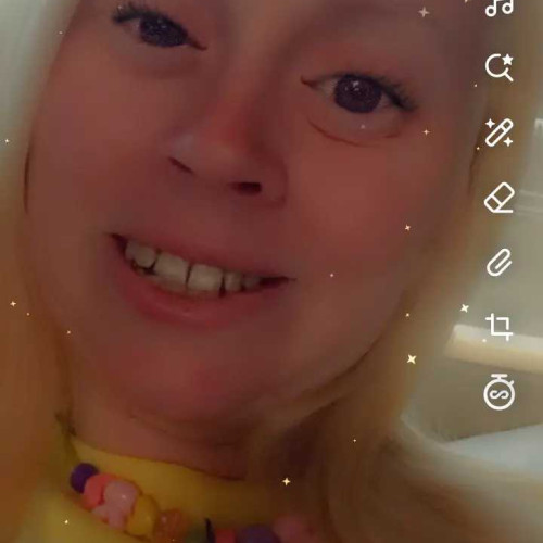 nikki r. profile photo