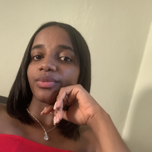 Mariaross E. profile photo