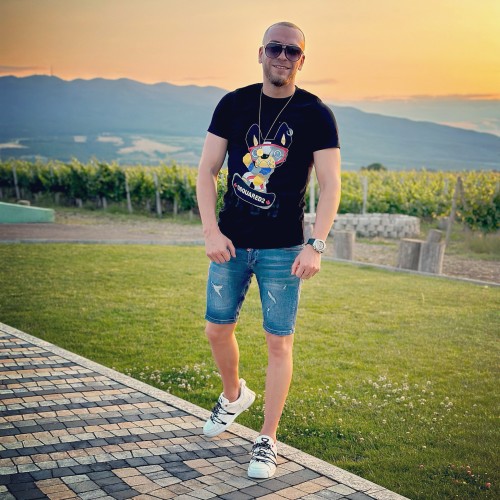 Razvan A.