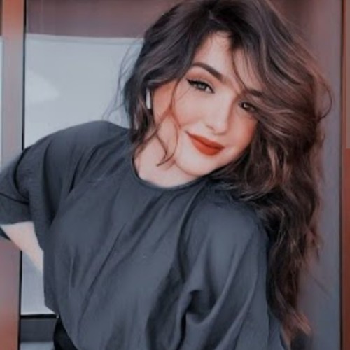 Farah M.