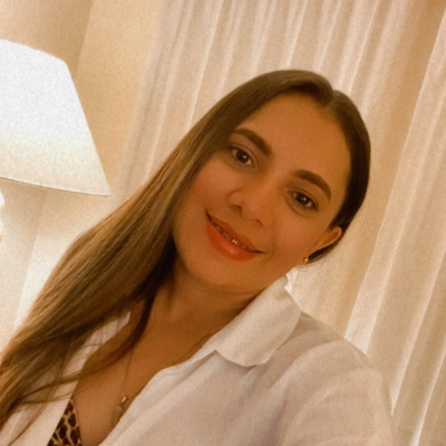Andrea Q. profile photo