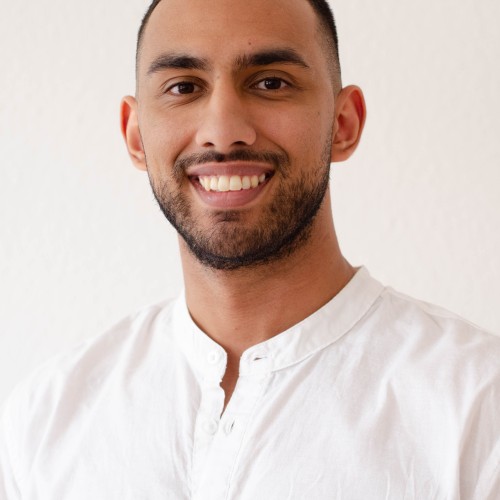 Tounsi  . profile photo