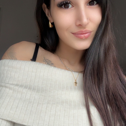 Renecindy V. profile photo