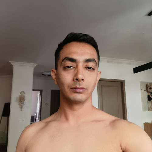 amir h. profile photo