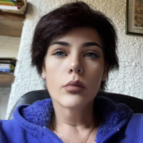 Eva S.